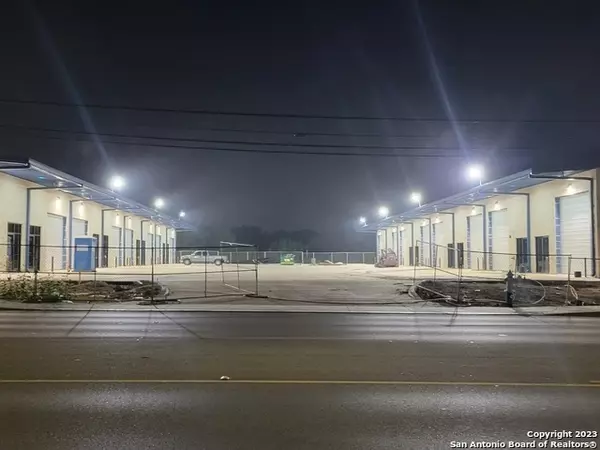 San Antonio, TX 78233,13215 JUDSON UNIT 207