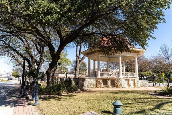 New Braunfels, TX 78130,437 Hulda Trail