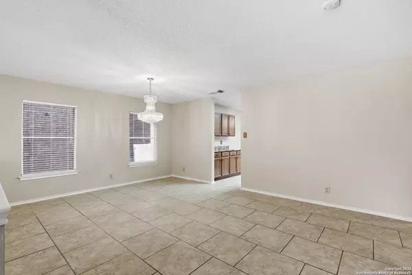 San Antonio, TX 78254,9623 Diamond Gap