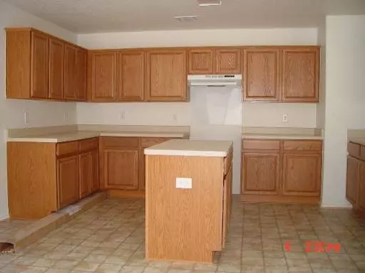 Universal City, TX 78148-,8534 COLLINGWOOD