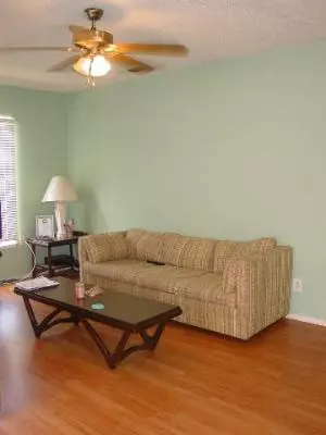 122 FARHILL LANE, San Antonio, TX 78228-