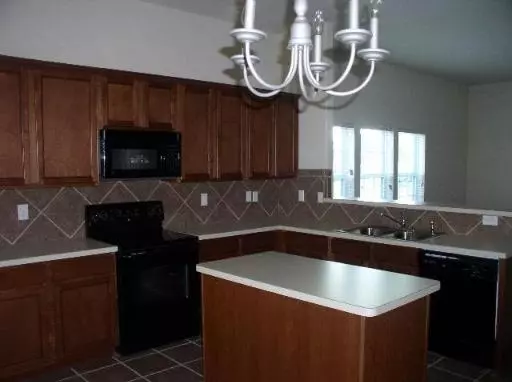 Cibolo, TX 78108-,213 Carnousty Dr