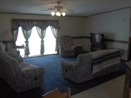 La Vernia, TX 78121-,104 OAK VIEW DRIVE