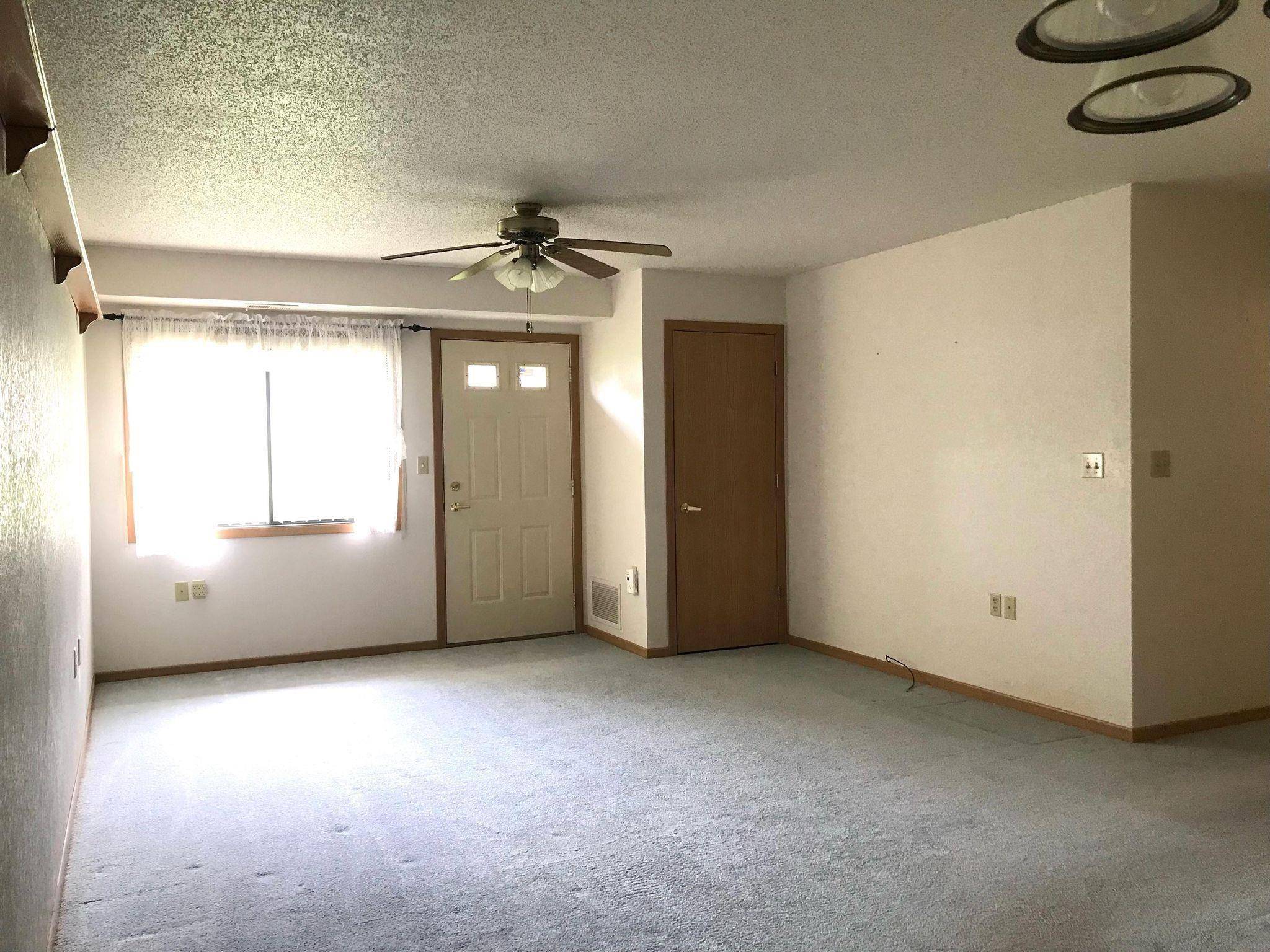 New Hampton, IA 50659,520 S 1st Avenue #115