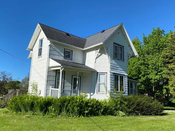 210 E Main ST, Hawkeye, IA 52147