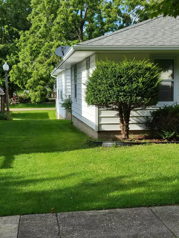 Postville, IA 52162,221 E Williams ST