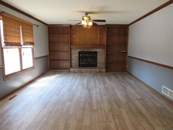 Bettendorf, IA 52722,2261 Crow Creek Road