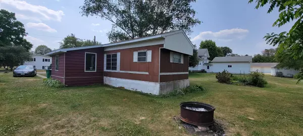 307 Pearl ST, Hawkeye, IA 52147