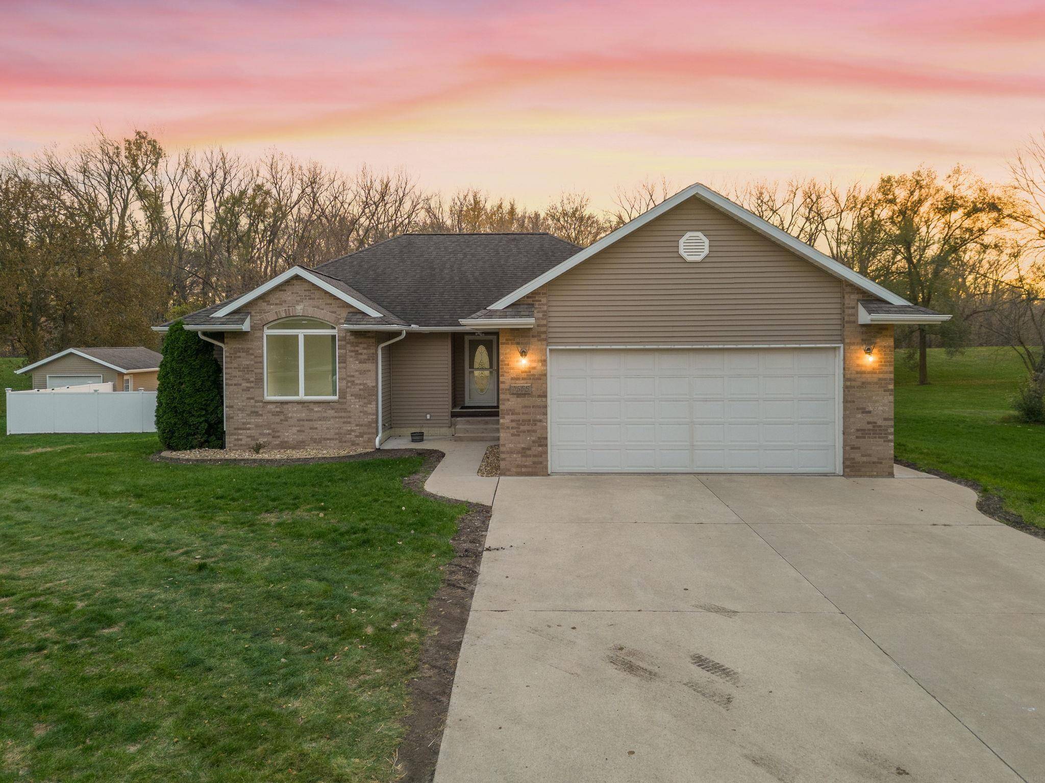 4566 Lafayette RD, Evansdale, IA 50707