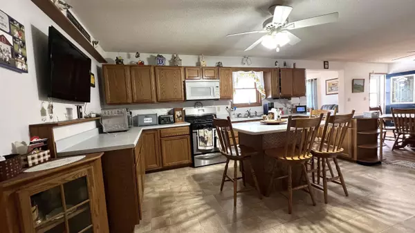 New Hampton, IA 50659,1964 190th ST