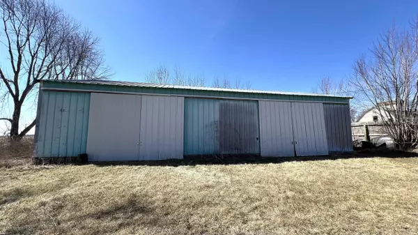 New Hampton, IA 50659,10069 100TH ST