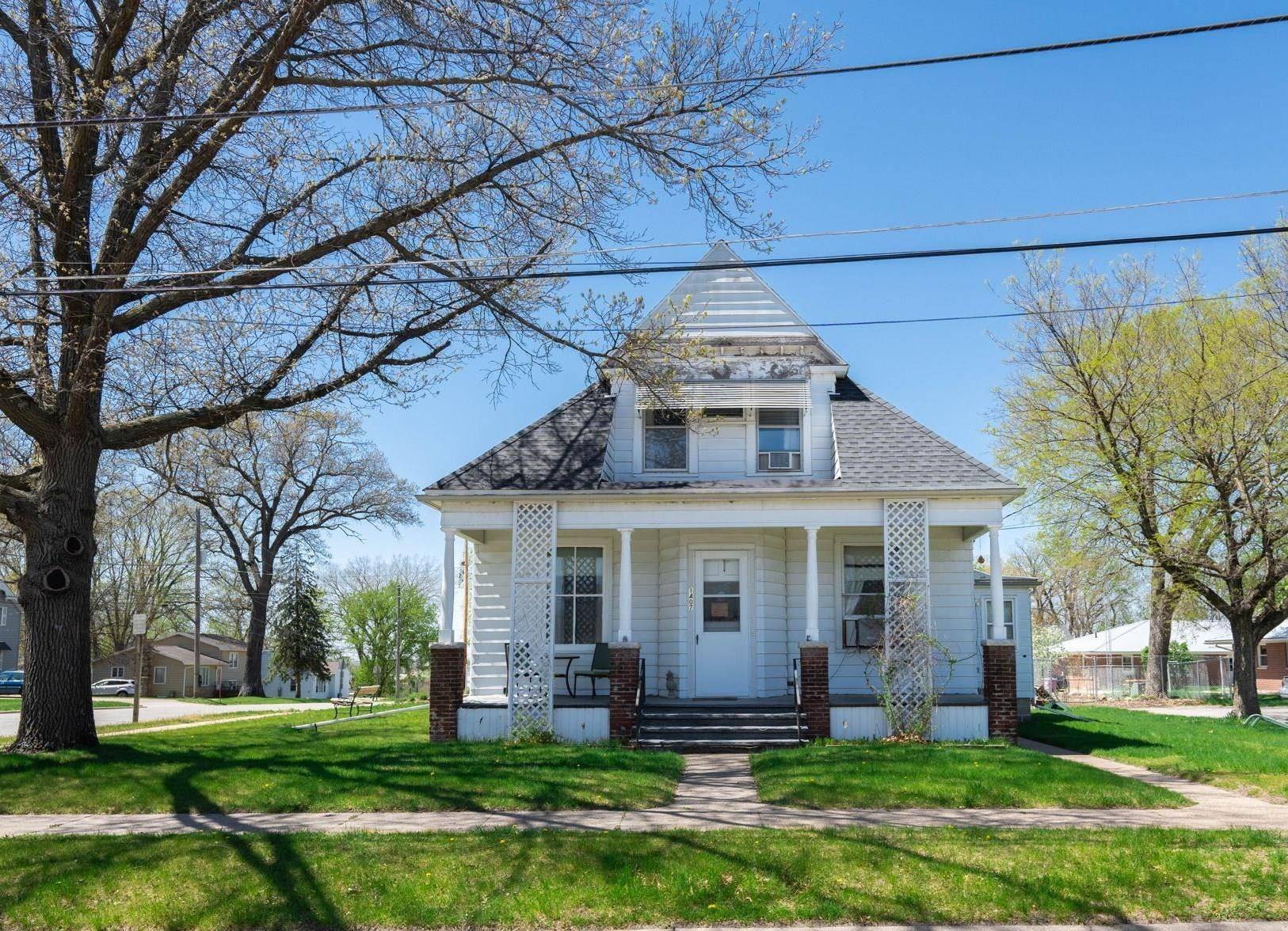 1407 4th St., Gilbertville, IA 50634