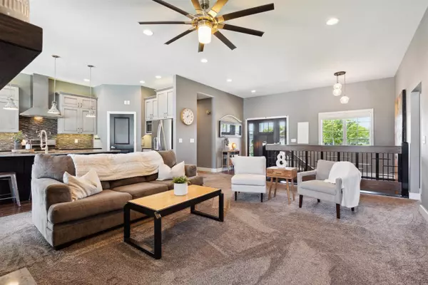 Waterloo, IA 50701,4727 Yellowstone DR