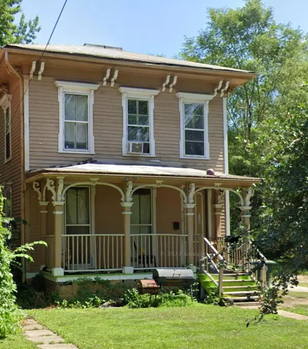 212 Irving ST, Waterloo, IA 50703