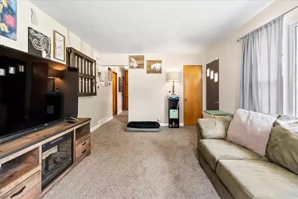 Waterloo, IA 50701,111 Desoto AVE