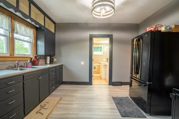 Dike, IA 50624,244 W North ST