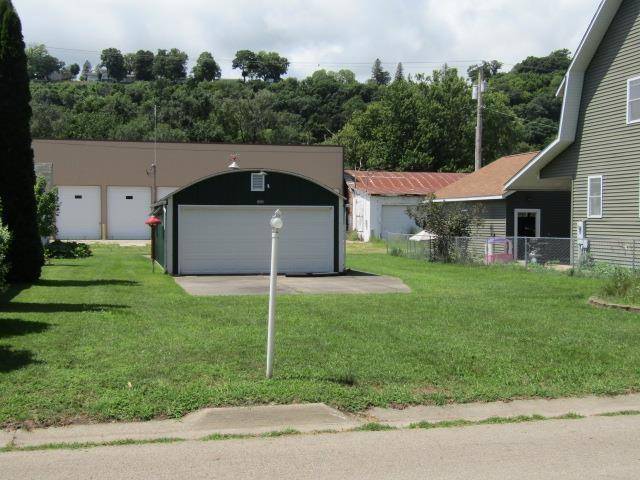322 N 2nd Street, Guttenberg, IA 52052