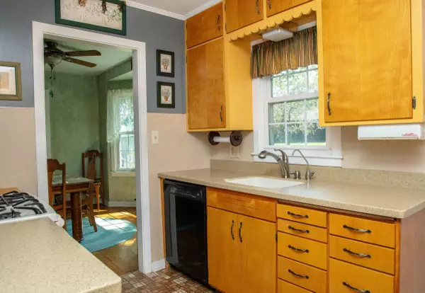 Nashua, IA 50658,709 Madison ST