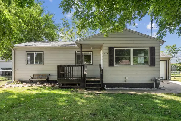 113 Pleasant DR, Hudson, IA 50643