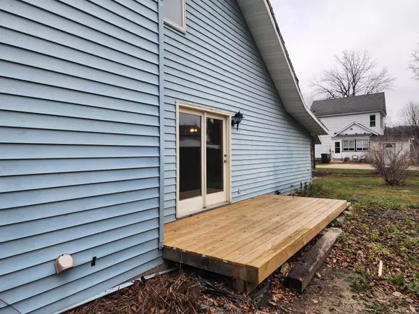 Marquette, IA 52158,214 Green St ST