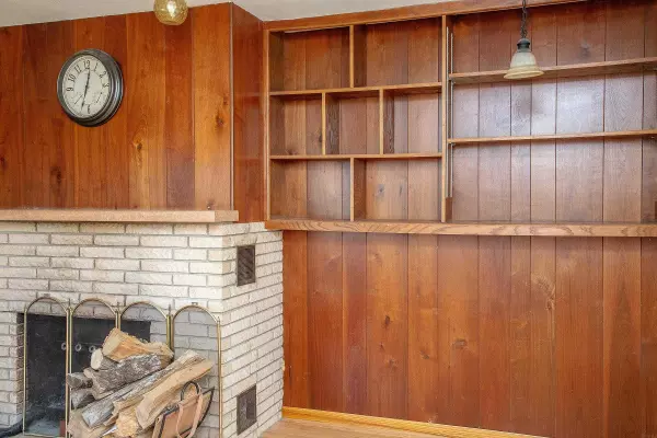 Aplington, IA 50604,28352 Evergreen