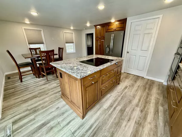 Lansing, IA 52151,230 N 2 ST