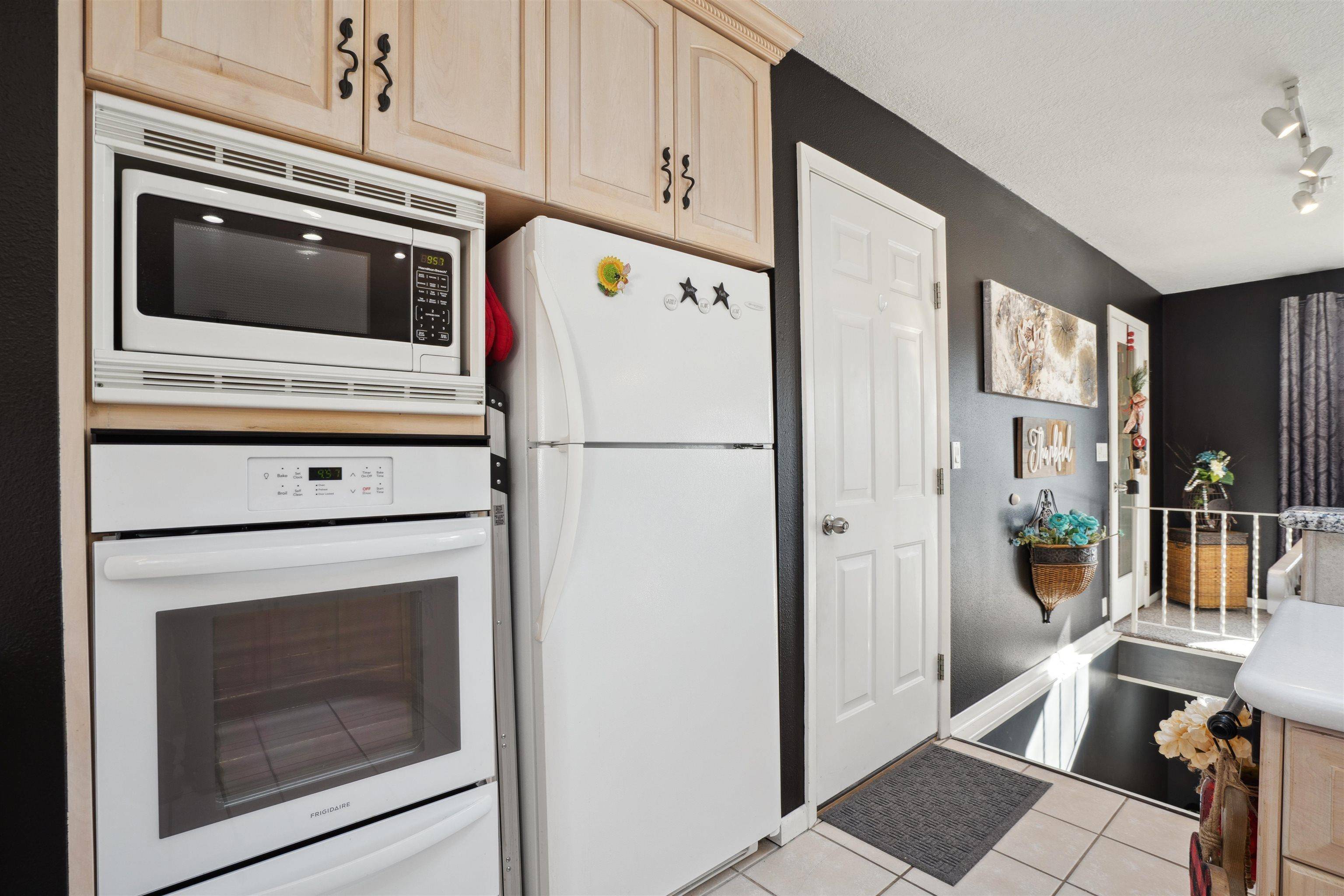 Independence, IA 50644,610 SW 2nd AVE