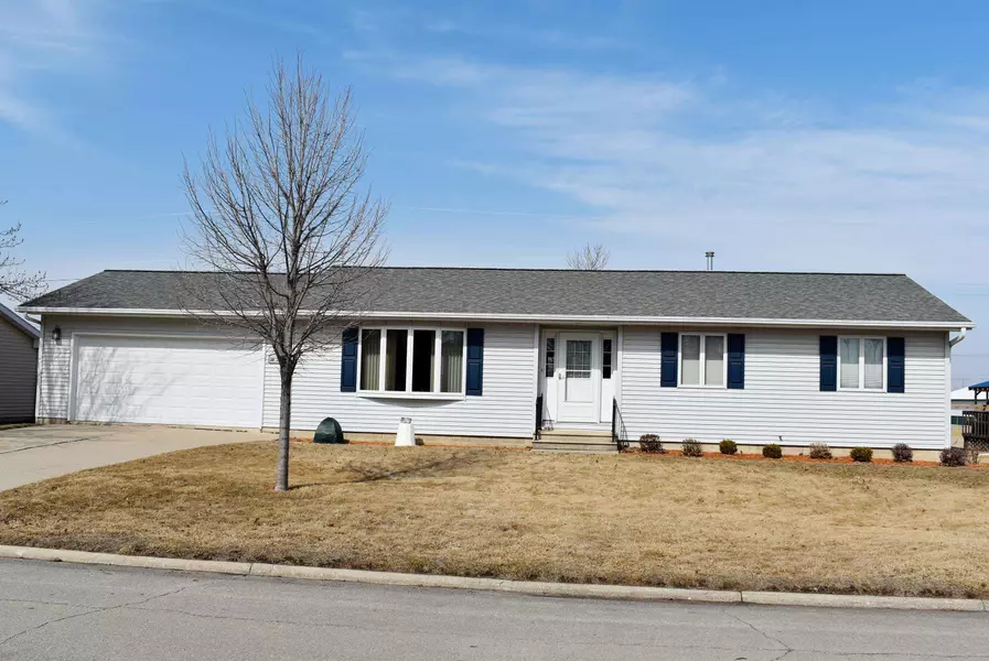 21 Liberty DR, Osage, IA 50461