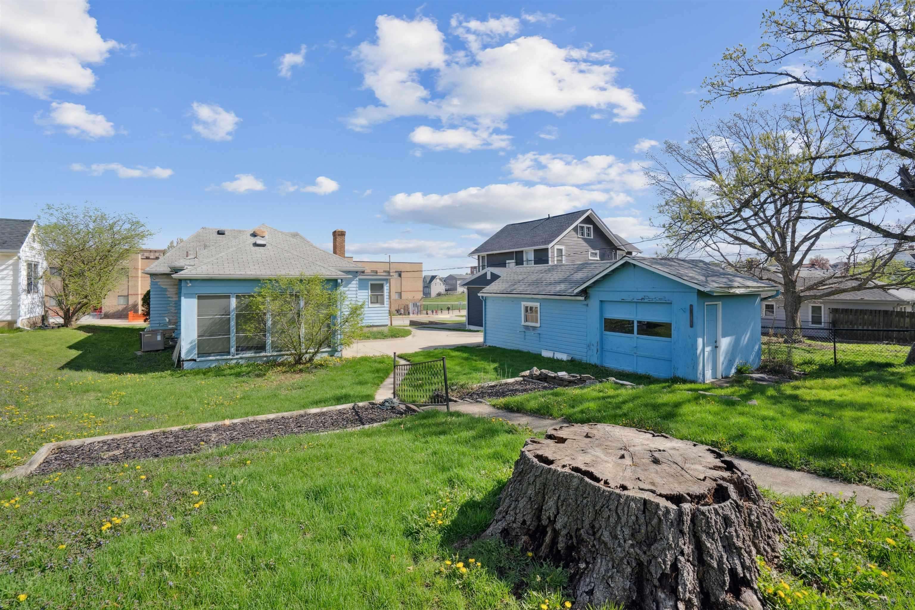 Marshalltown, IA 50158,1316 W Main ST