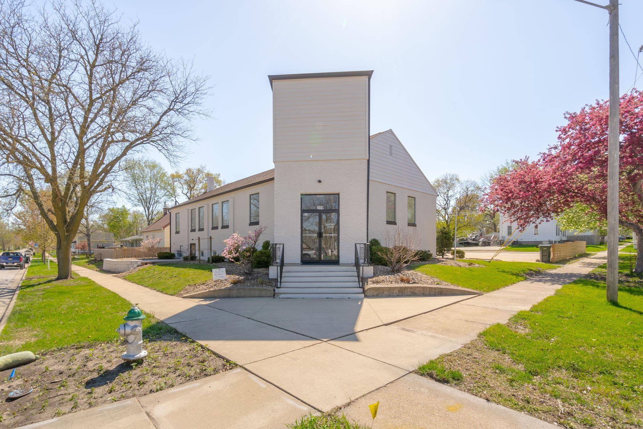 209 Walnut ST #2, Cedar Falls, IA 50613