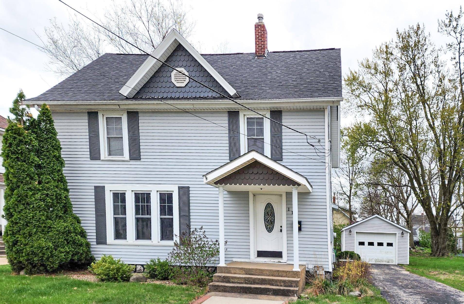 113 Gay ST, Manchester, IA 52057