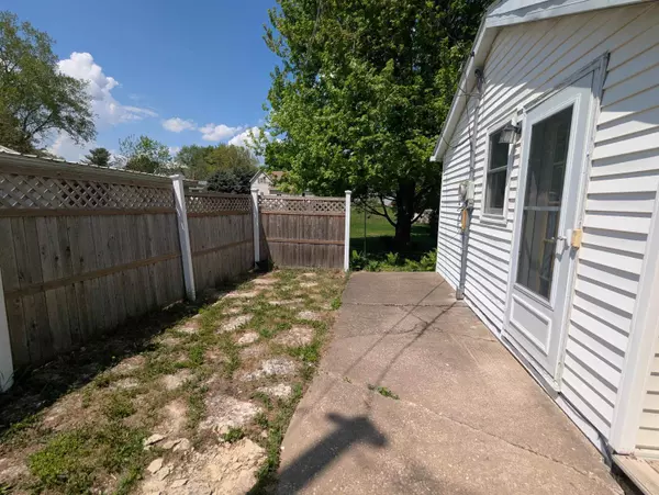 Waukon, IA 52172,301 SW 4 AVE