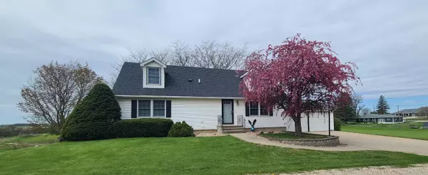 107 Rutland ST, Garnavillo, IA 52049