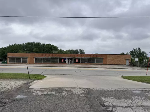 611 W Bradford ST, West Union, IA 52175