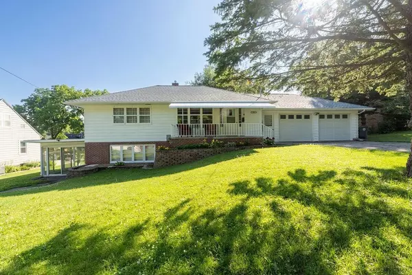 1033 Fletcher AVE, Waterloo, IA 50701