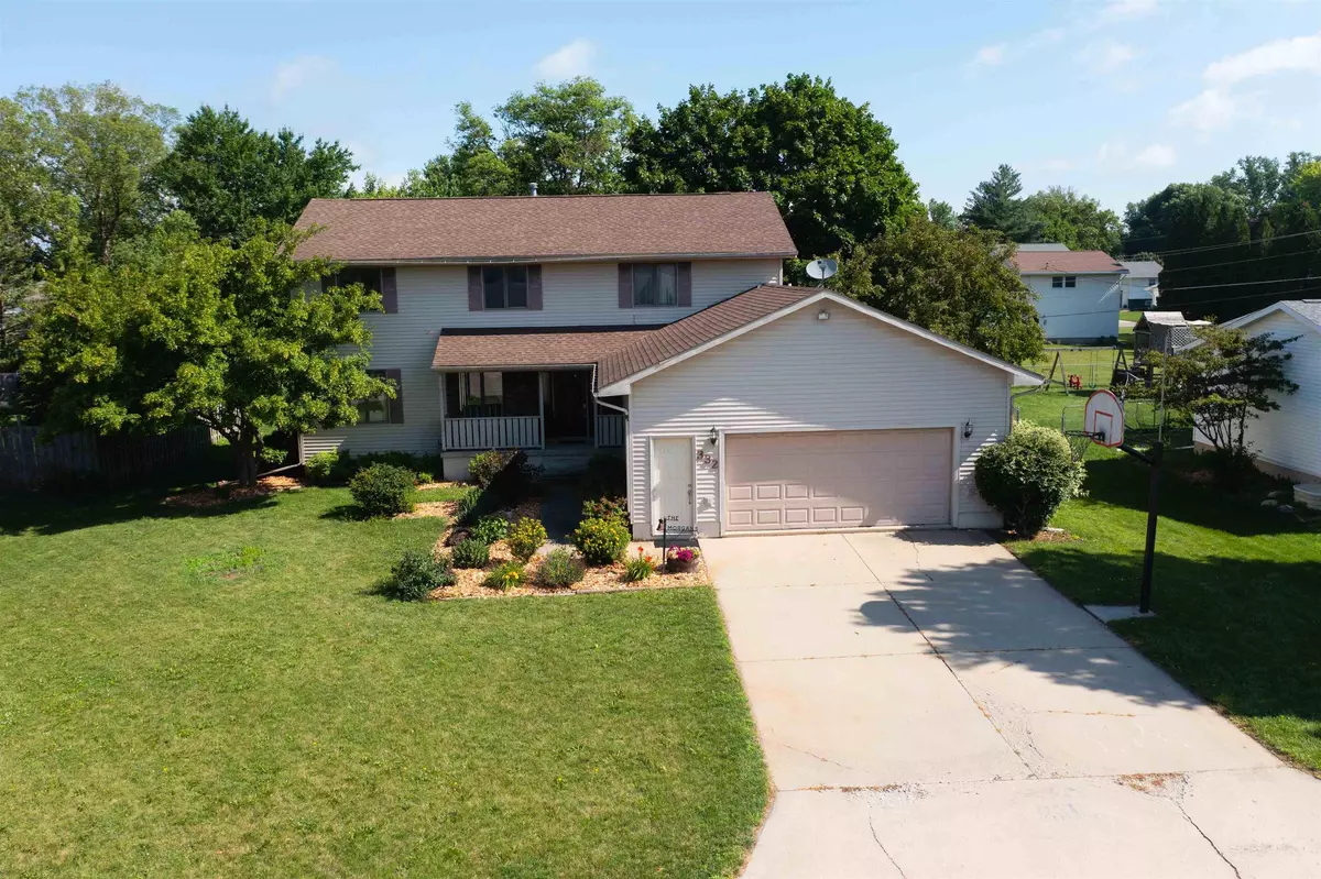 Dike, IA 50624,332 Mayme ST