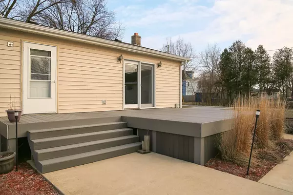 Sumner, IA 50674,509 W 1st ST