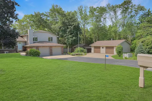 Waterloo, IA 50701,5912 Sierra DR