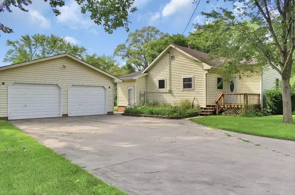 Independence, IA 50644,1303 NE 8th AVE