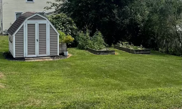 West Union, IA 52175,201 S Pine ST