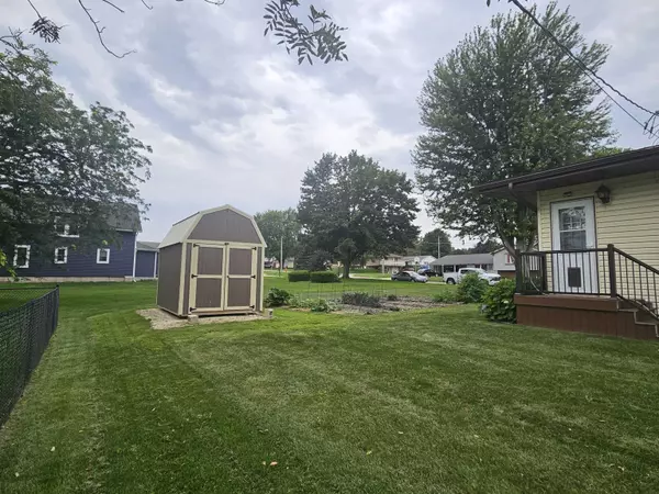 Calmar, IA 52132,506 N Jefferson ST