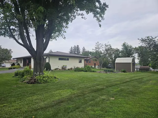 Calmar, IA 52132,506 N Jefferson ST