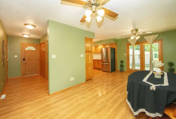 Sumner, IA 50674,313 Oak