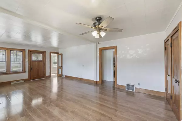 Waterloo, IA 50702,837 Williston AVE