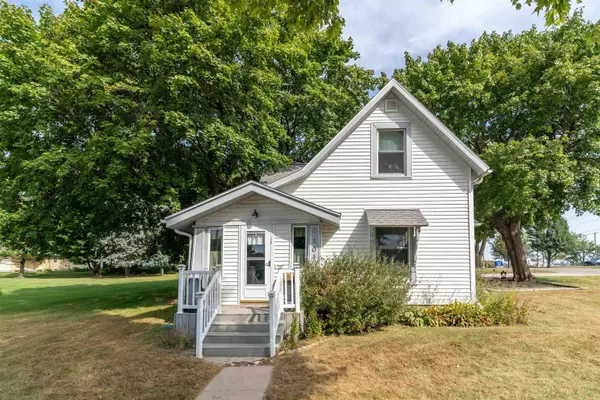 101 I AVE, Grundy Center, IA 50638