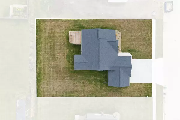 Hudson, IA 50643,122 Live Oak DR