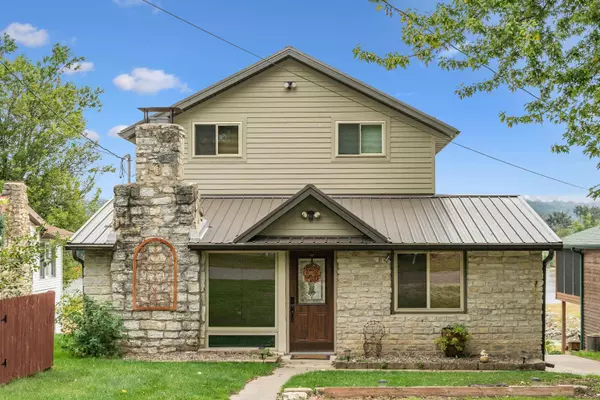 507 N 1 ST, Harpers Ferry, IA 52146