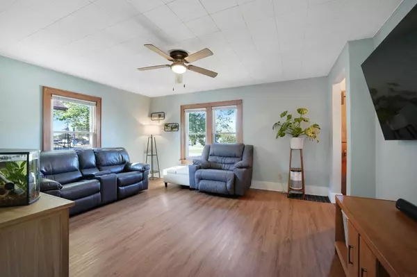 Cedar Falls, IA 50613,1624 East ST