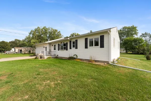 Waterloo, IA 50702,408 Crestridge Drive
