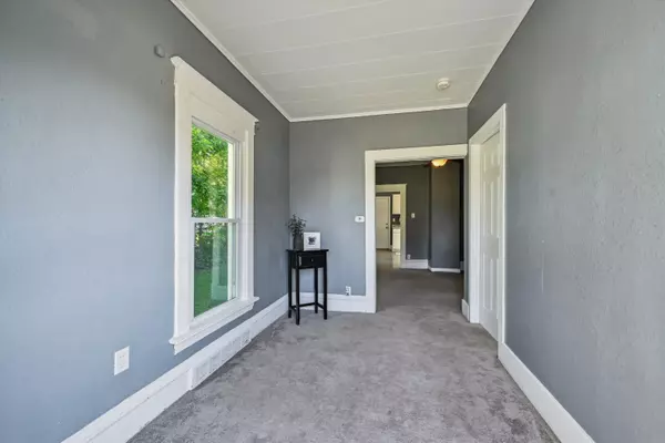 Cedar Rapids, IA 52404,280 SW 14th AVE